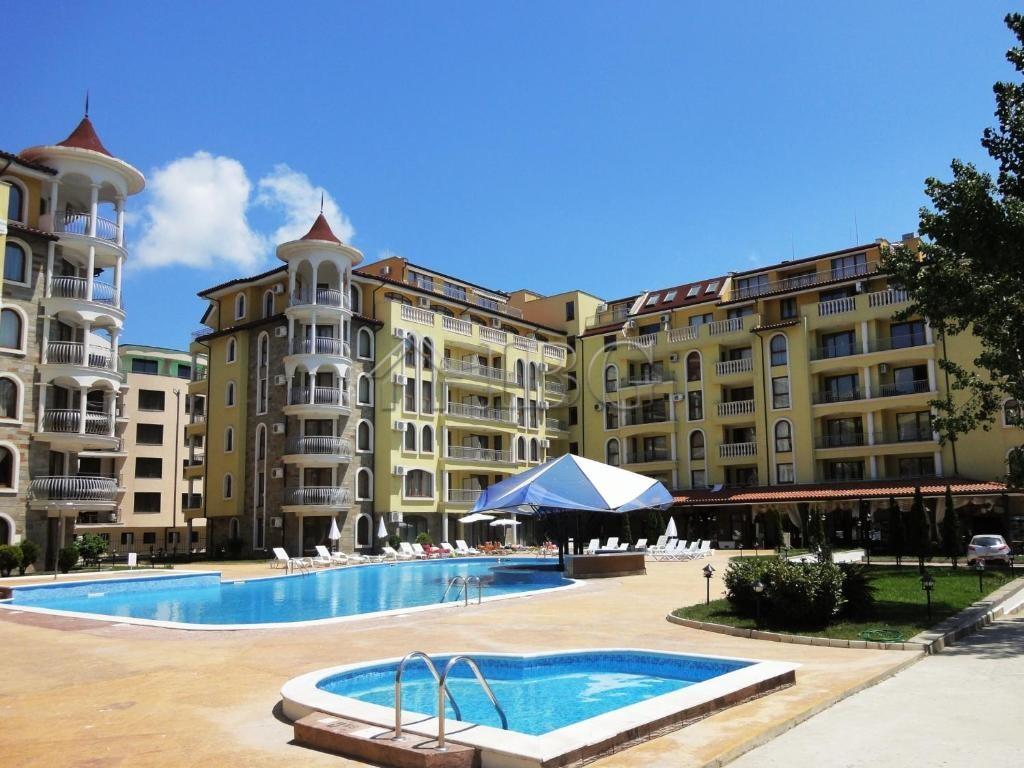 2-Bedroom Apartment Pool View Summer Dreams, Sunny Beach — main photo