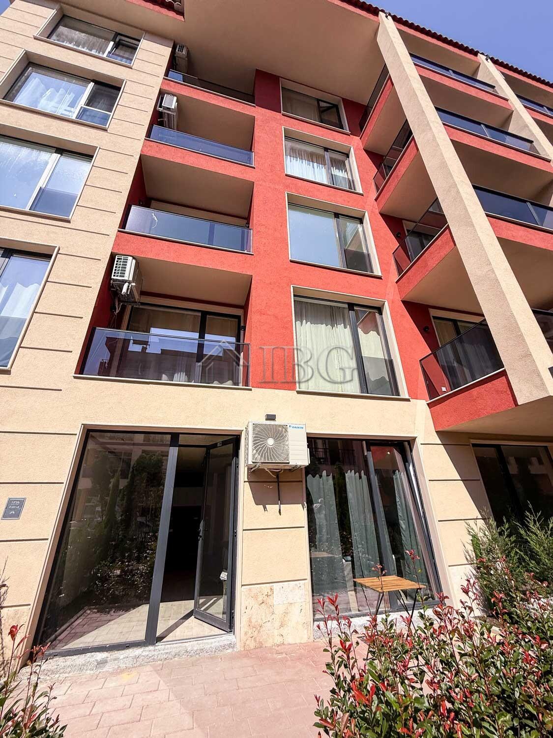 Apartment with Private Garden Sunny View Central, Sunny Beach - Installment Payment Available — photo 18 of 25