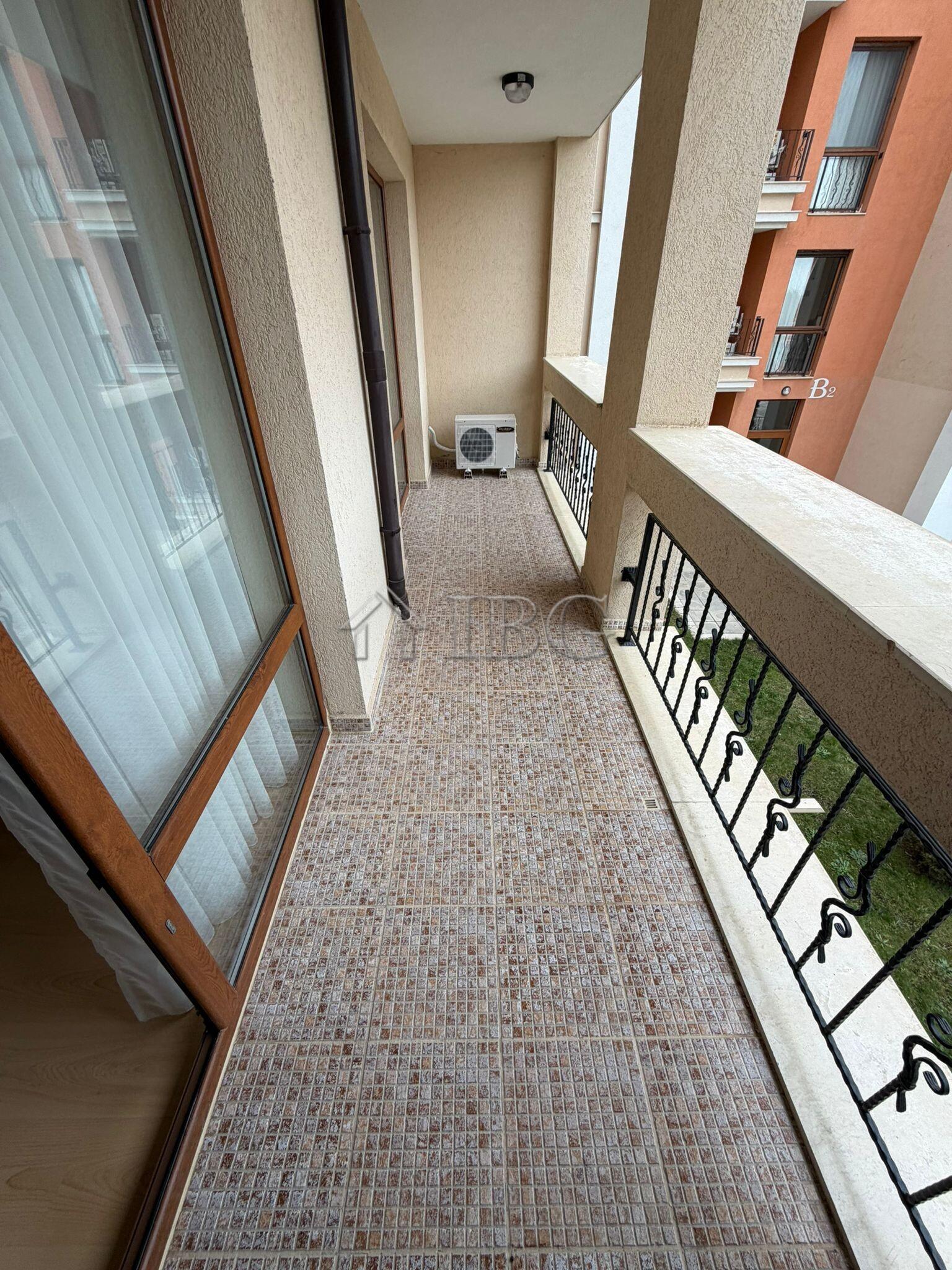 Spacious 2-Bedroom Apartment with Sea & Pool Views Prestige Fort Beach, Sveti Vlas — photo 6 of 25
