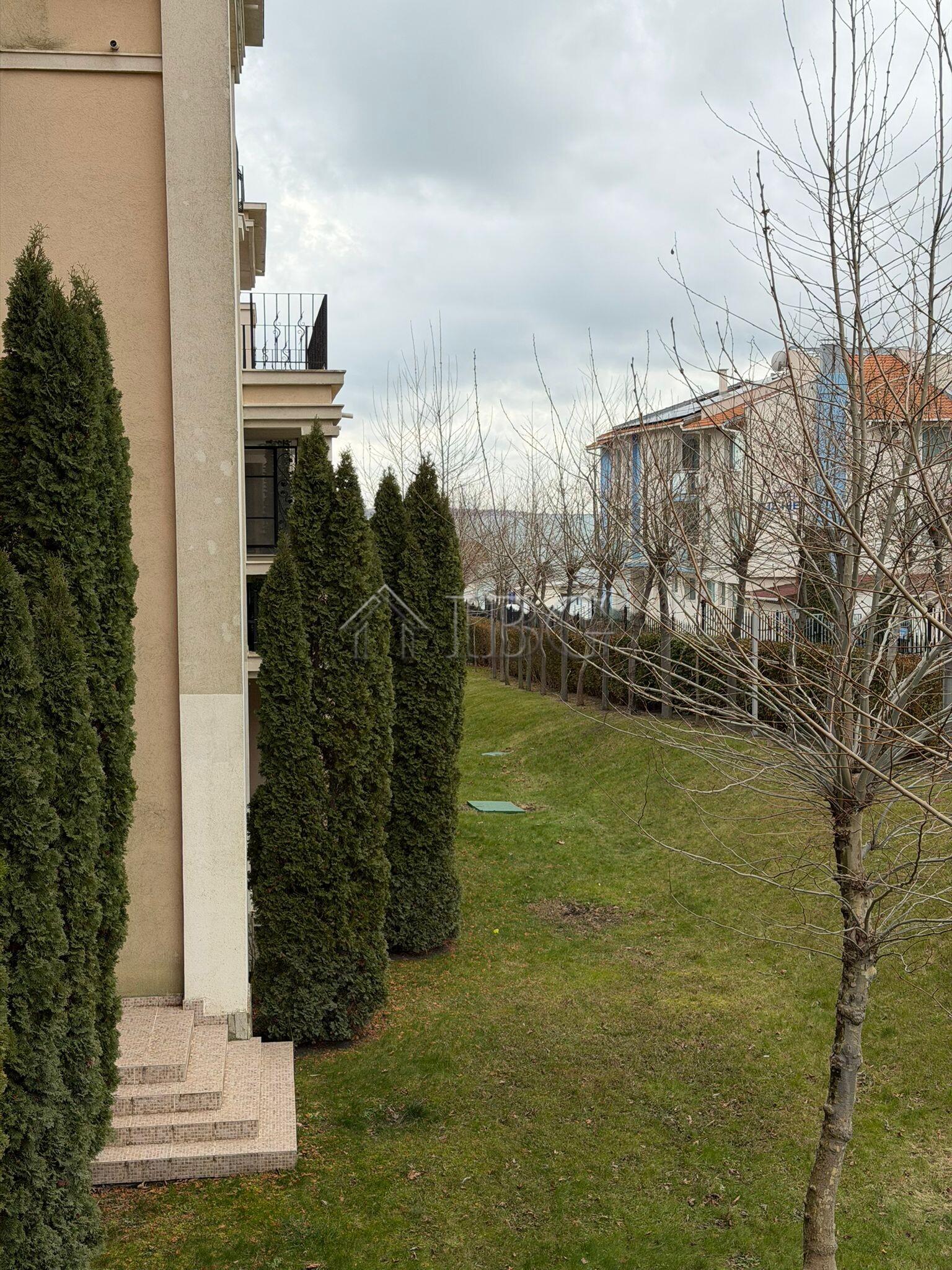 Spacious 2-Bedroom Apartment with Sea & Pool Views Prestige Fort Beach, Sveti Vlas — photo 17 of 25