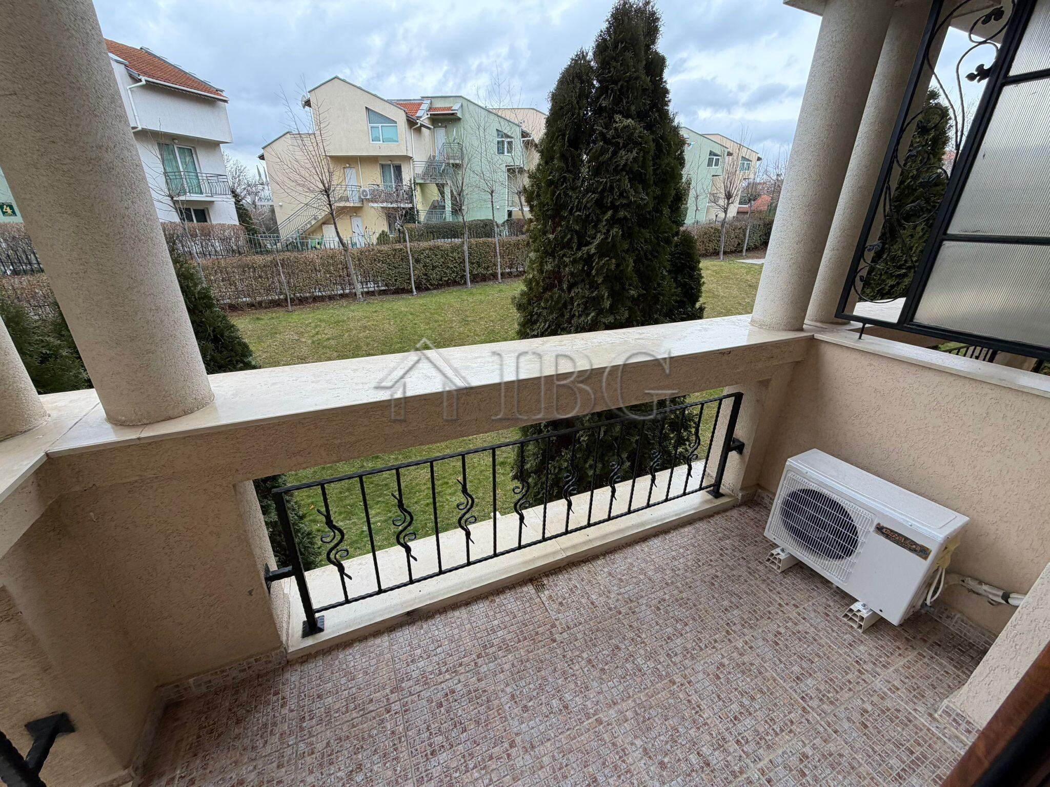 Spacious 2-Bedroom Apartment with Sea & Pool Views Prestige Fort Beach, Sveti Vlas — photo 5 of 25