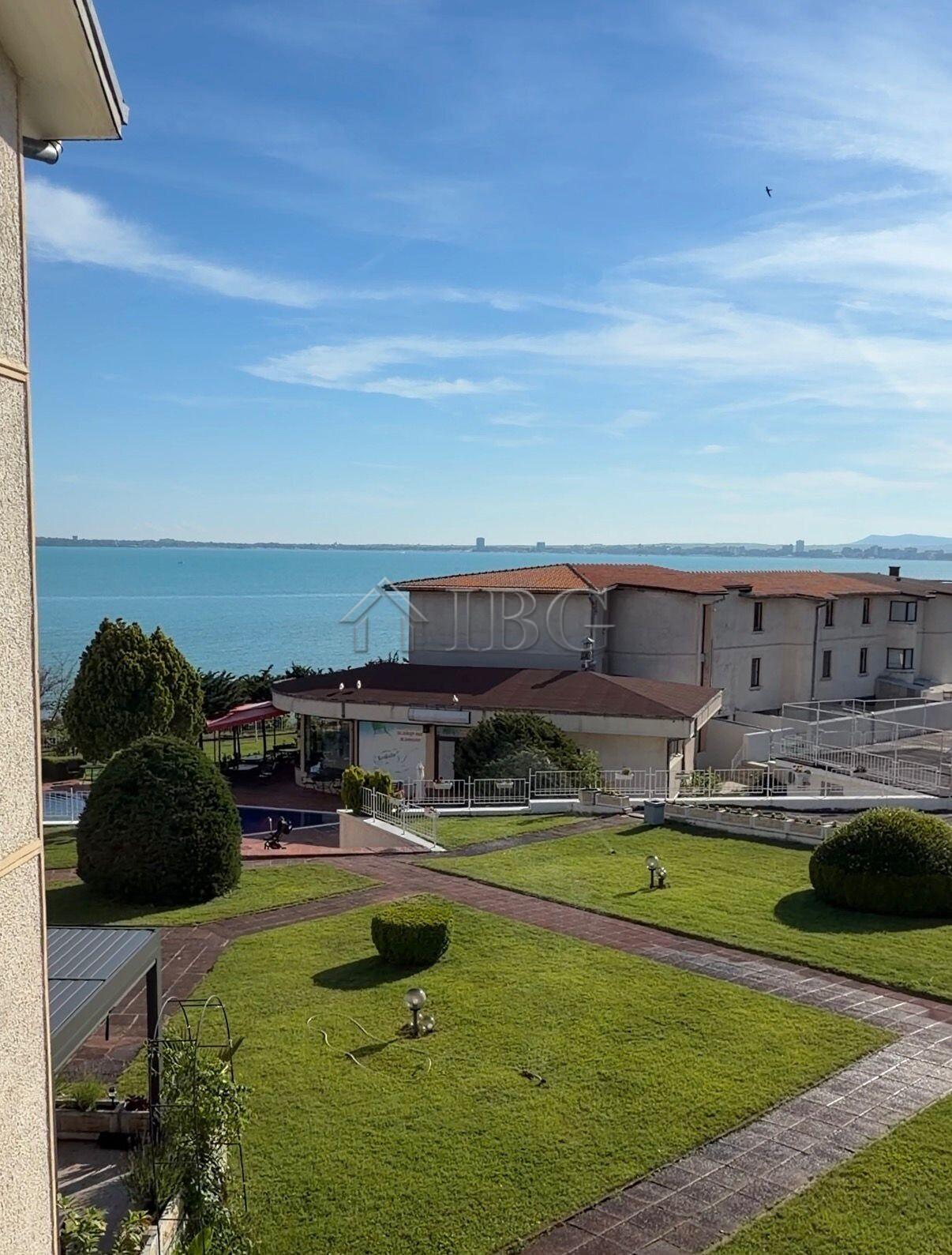 Spacious 2-Bedroom Apartment with Sea View Sun Palace, Sveti Vlas — main photo