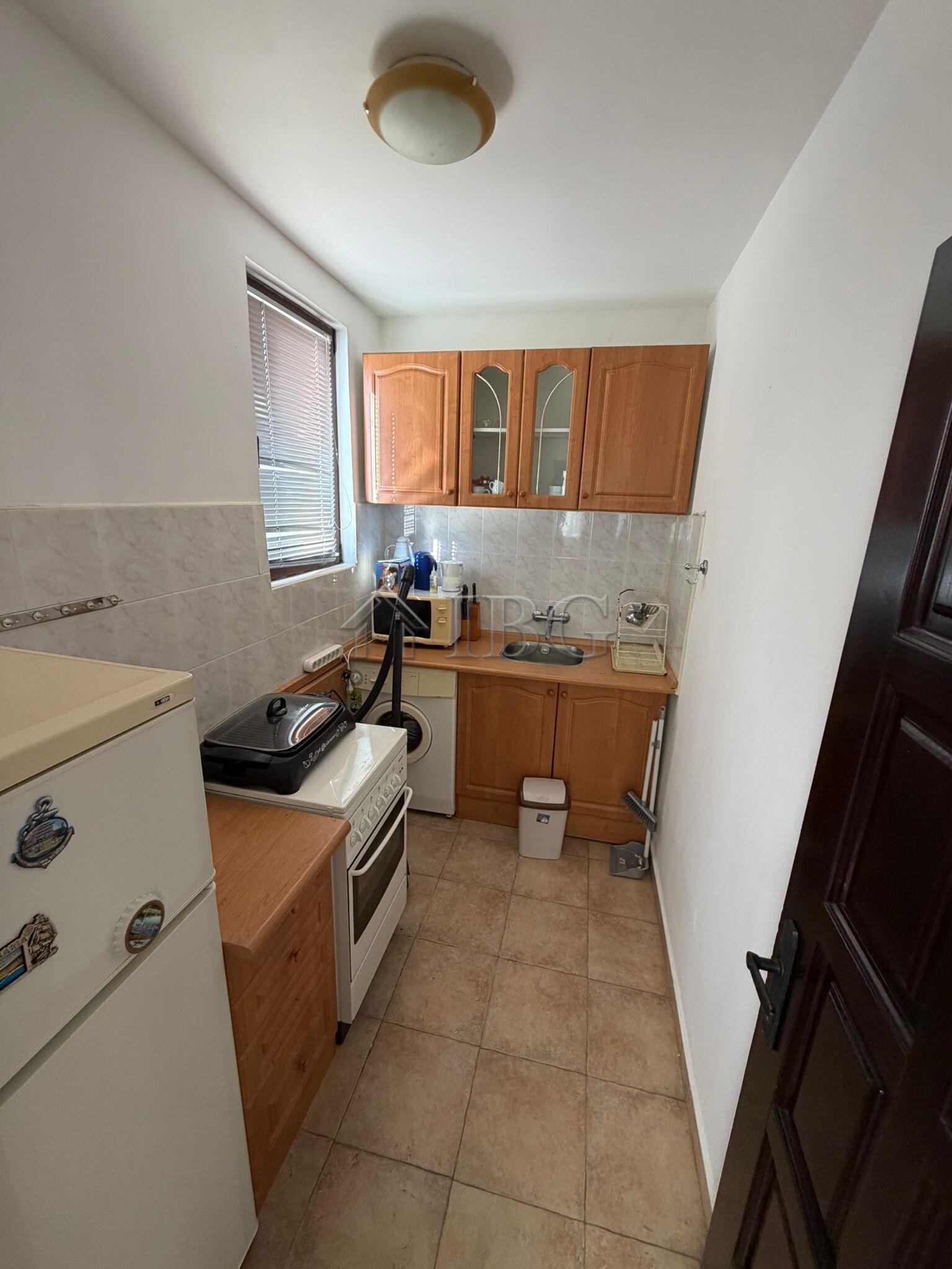 Spacious 2-Bedroom Apartment with Sea View Sun Palace, Sveti Vlas — photo 6 of 15