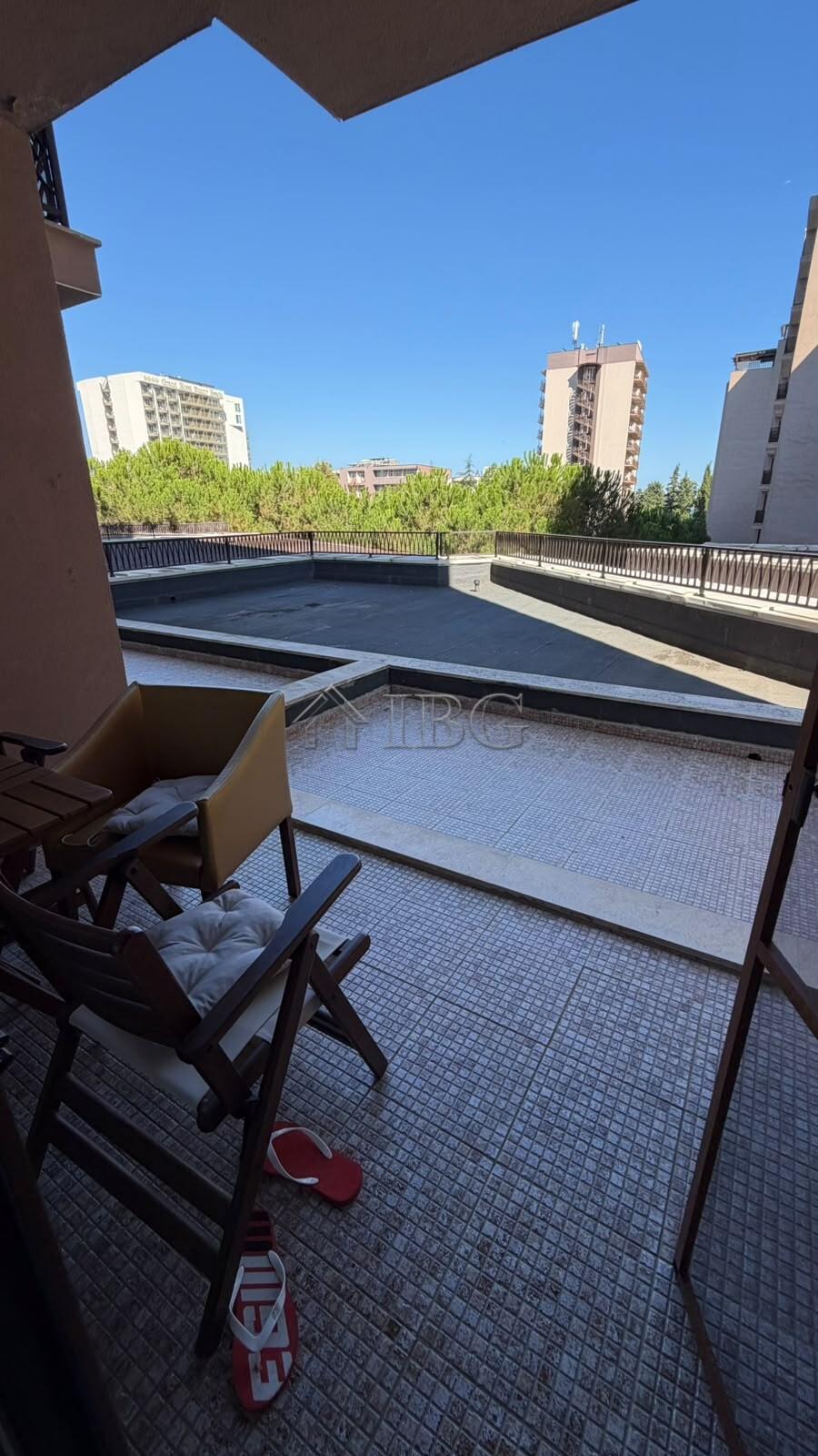 Spacious 1-Bedroom Apartment Barcelo Royal Beach, Sunny Beach — photo 3