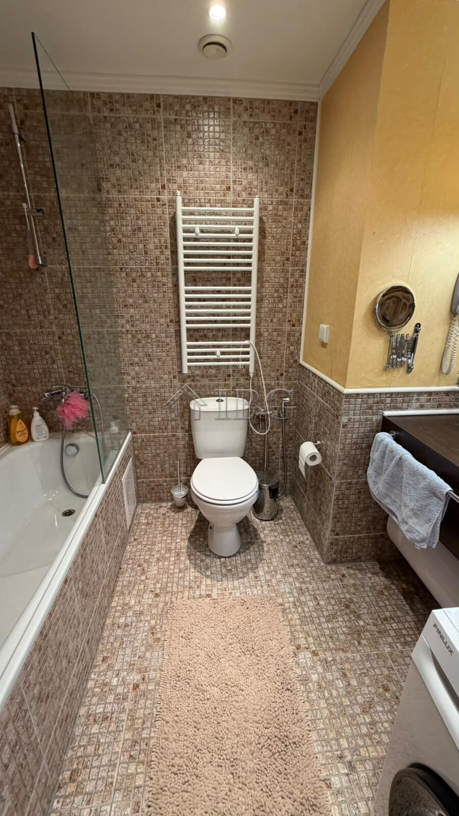 Spacious 1-Bedroom Apartment Barcelo Royal Beach, Sunny Beach — photo 12 of 13