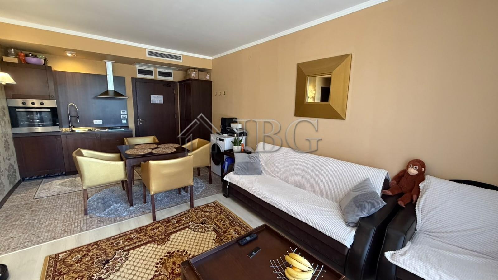 Spacious 1-Bedroom Apartment Barcelo Royal Beach, Sunny Beach — photo 2