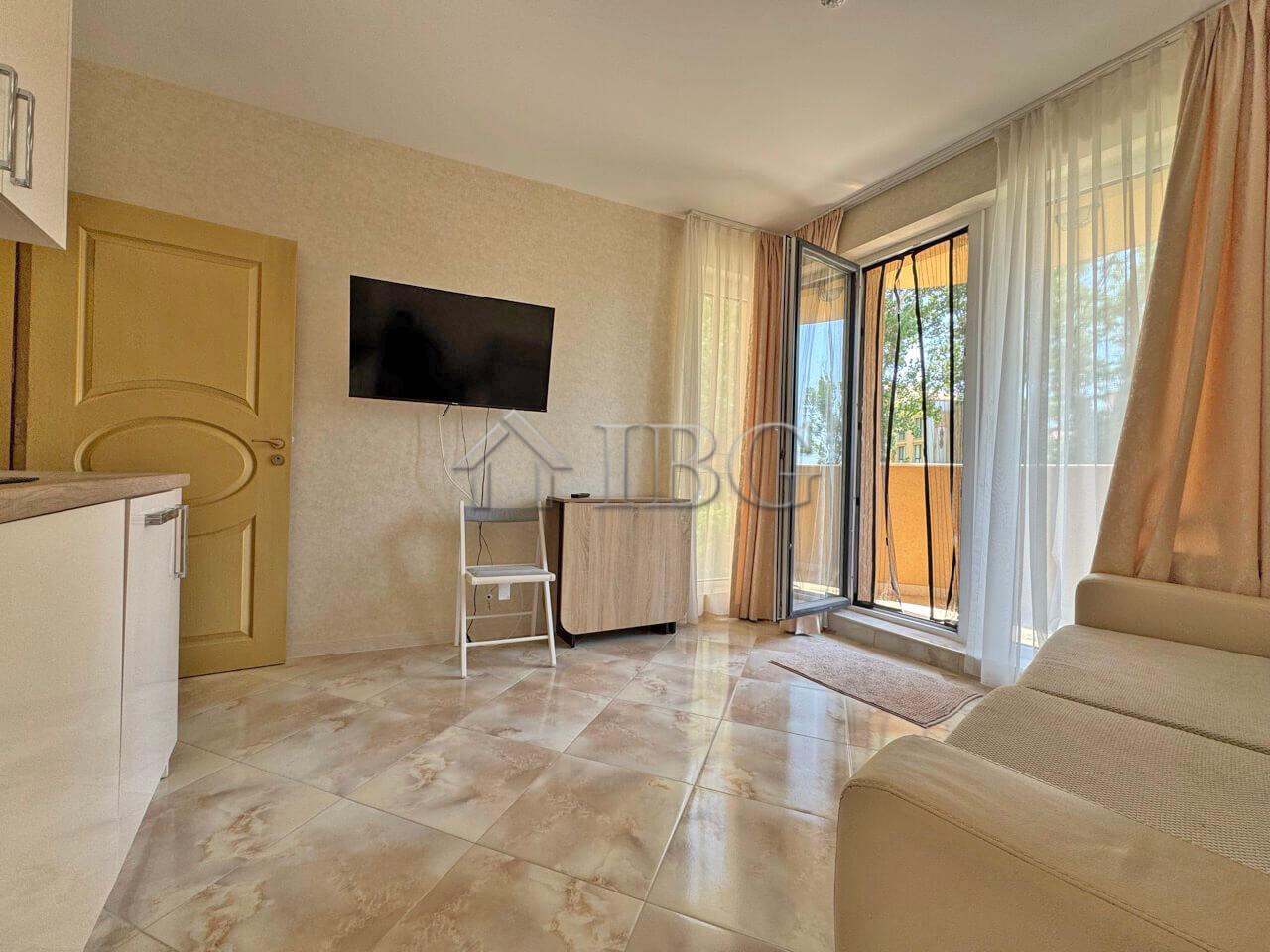 Furnished 1-Bedroom Apartment with Park View Aphrodite Park, Sunny Beach — photo 8 of 20