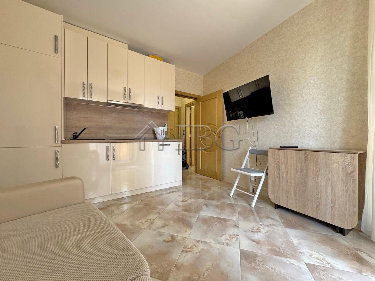 Furnished 1-Bedroom Apartment with Park View Aphrodite Park, Sunny Beach — photo 9 of 20