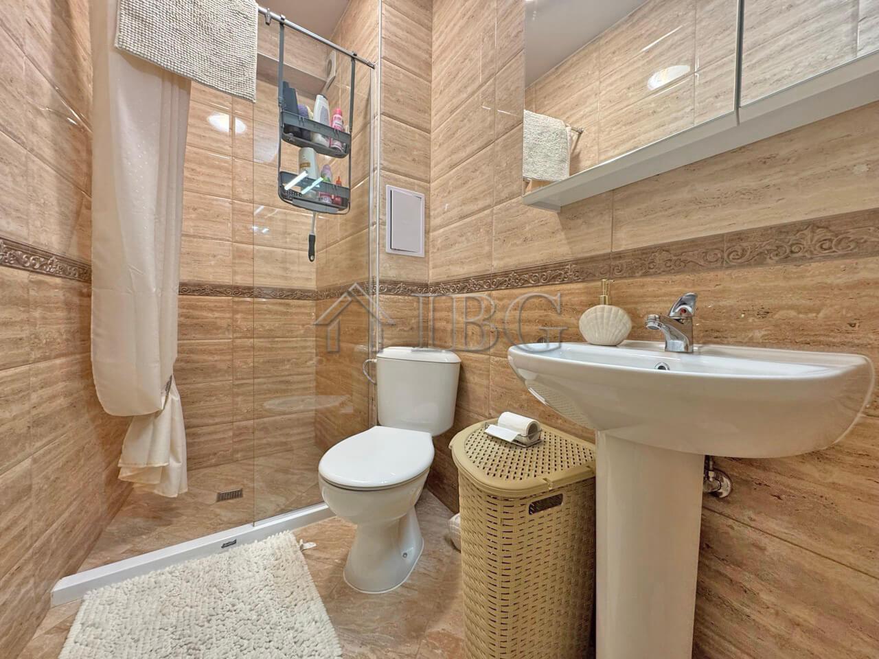 Furnished 1-Bedroom Apartment with Park View Aphrodite Park, Sunny Beach — photo 12 of 20