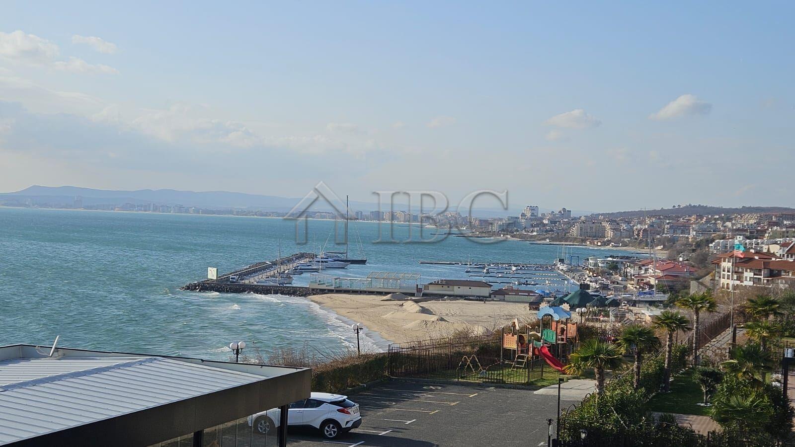 First-Line 2-Bedroom Apartment with Spectacular Sea View Tryavna Beach, Sveti Vlas — photo 7 of 18