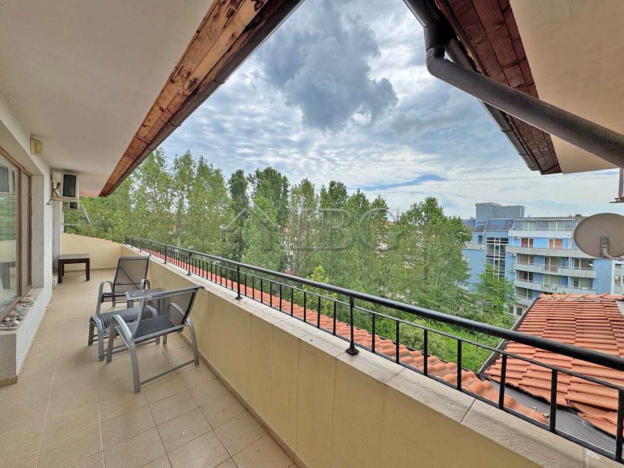 2-bedroom apartment with Pool View in Diamond Bay, Sunny Beach — photo 10 of 17