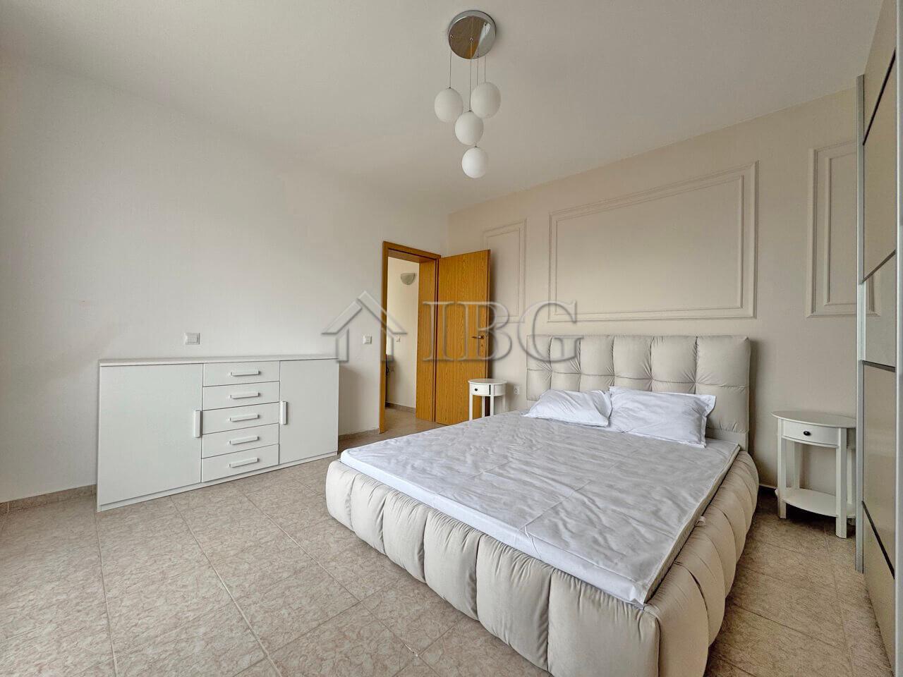2-bedroom apartment with Pool View in Diamond Bay, Sunny Beach — photo 13 of 17