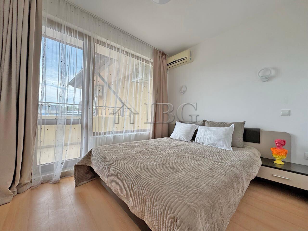 2-bedroom apartment with Pool View in Diamond Bay, Sunny Beach — photo 14 of 17