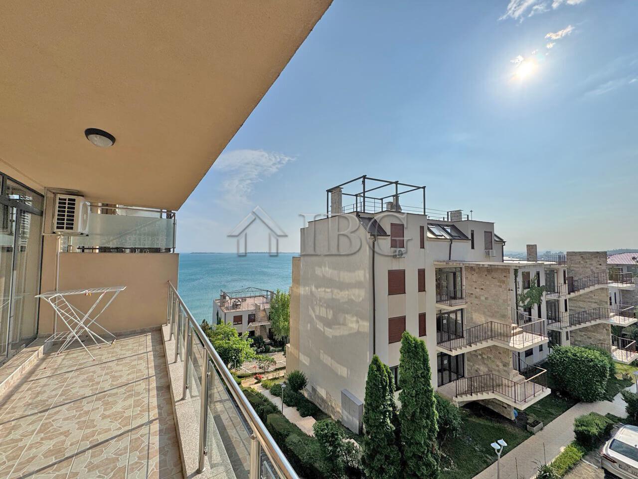 Seafront! Furnished 1-Bedroom Apartment with Sea View in Dolce Vita 2, Sveti Vlas — main photo