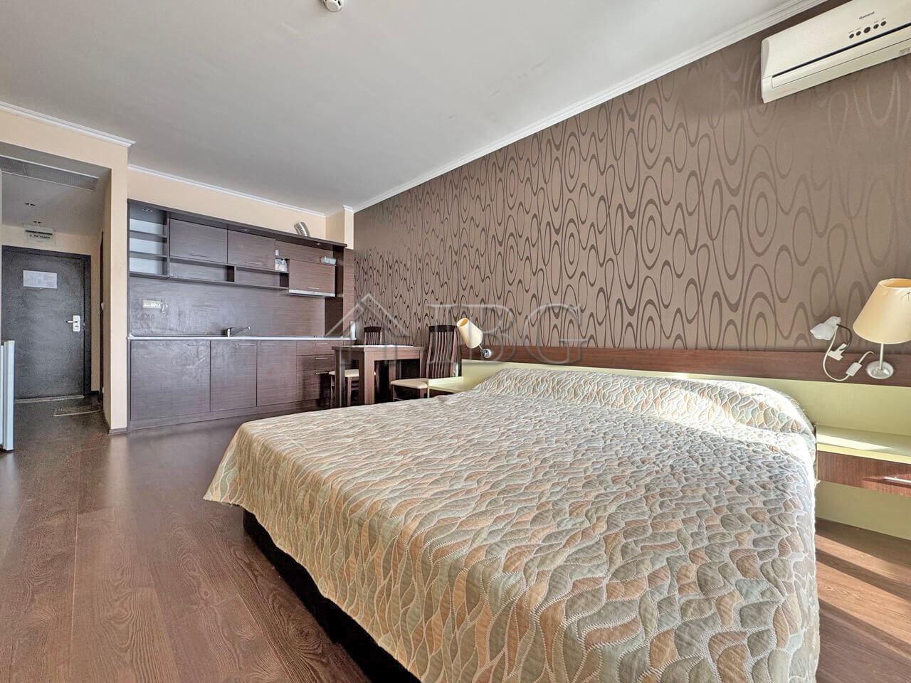 Studio with Sea & Pool View in Grand Hotel Sveti Vlas - Beachfront — photo 5 of 12
