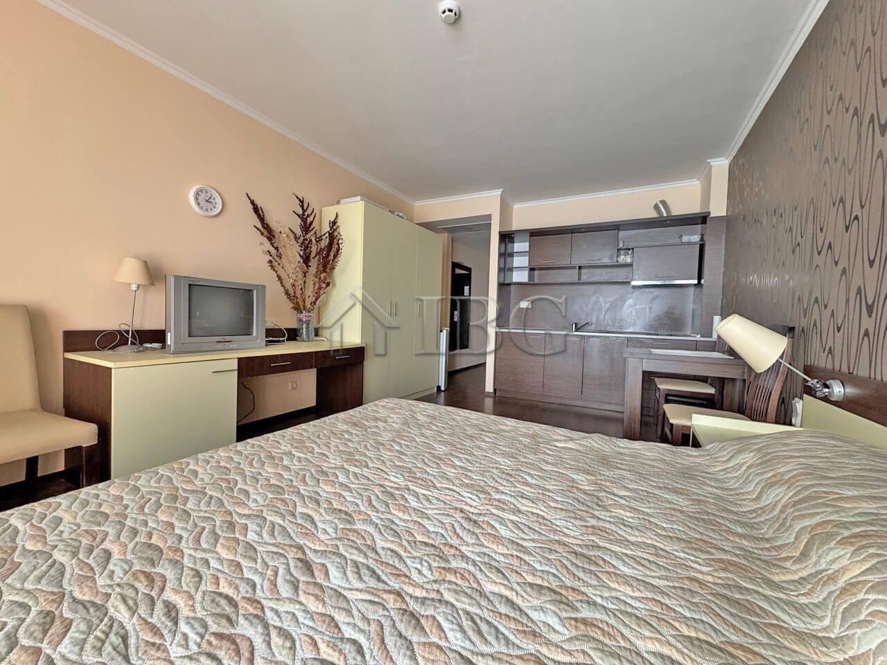 Studio with Sea & Pool View in Grand Hotel Sveti Vlas - Beachfront — photo 7 of 12