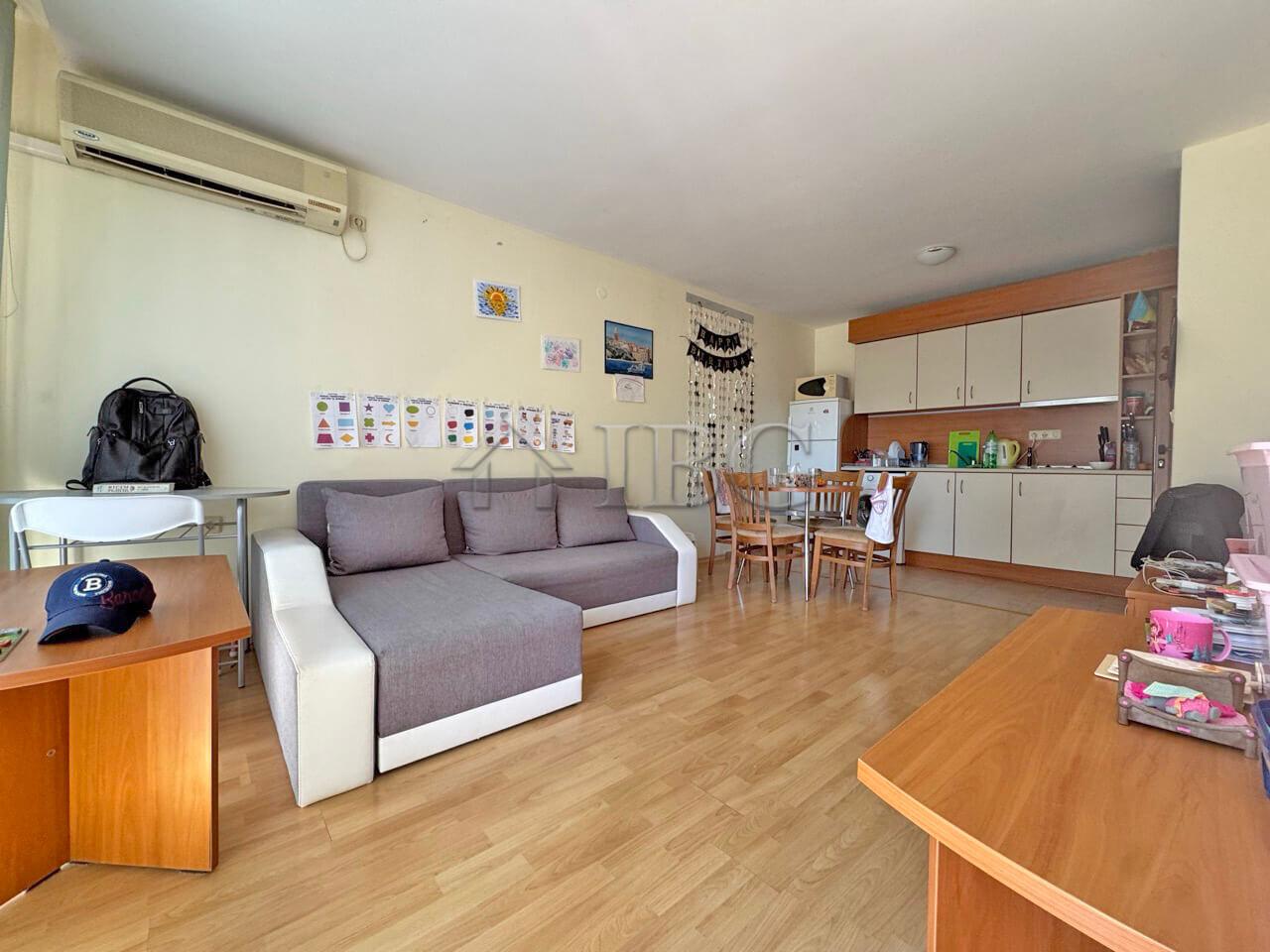 Apartment with 2 bedrooms for sale Green Fort, Sunny Beach — photo 4 of 23