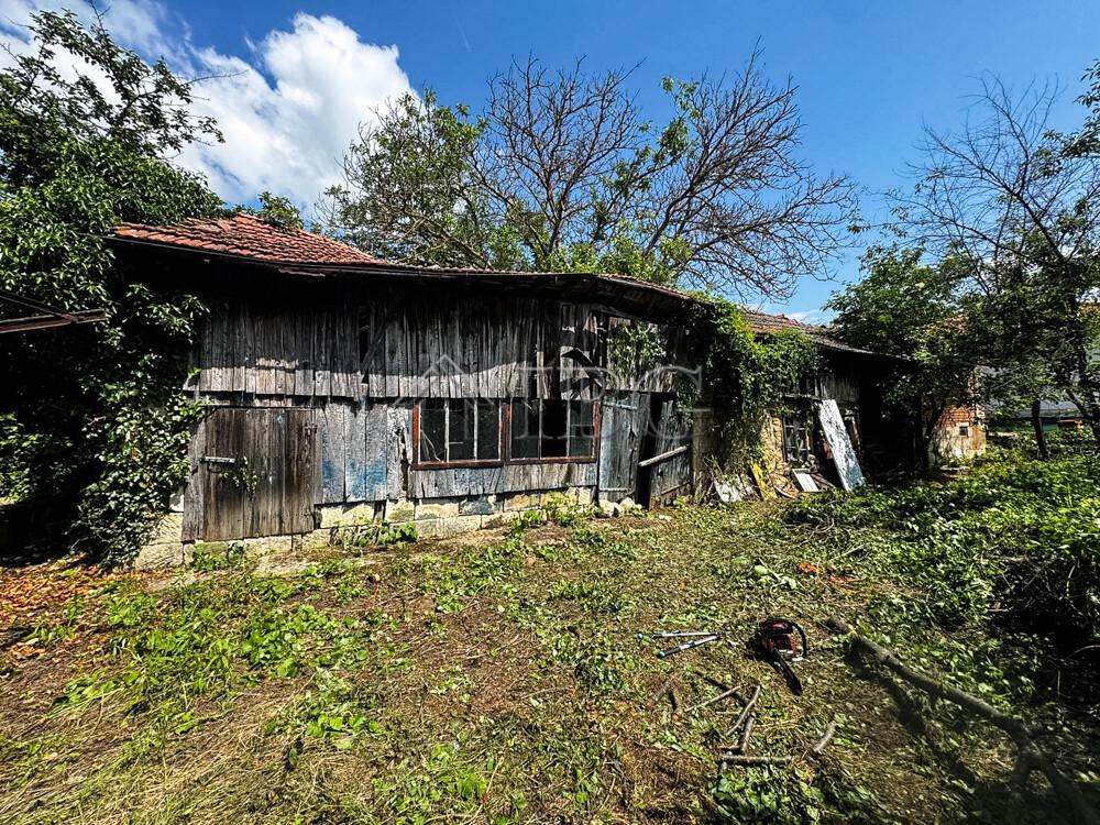 Old House with Large Garden & Great Renovation Potential Bozhichen, Ruse — photo 2