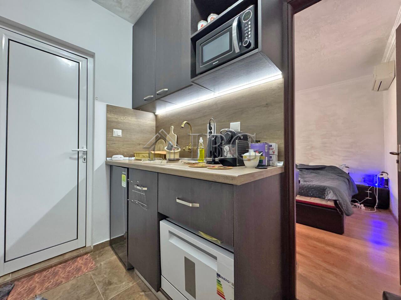 Studio Apartment with Separate Kitchen in Magnolia Residence 2, Sunny Beach — photo 7 of 12