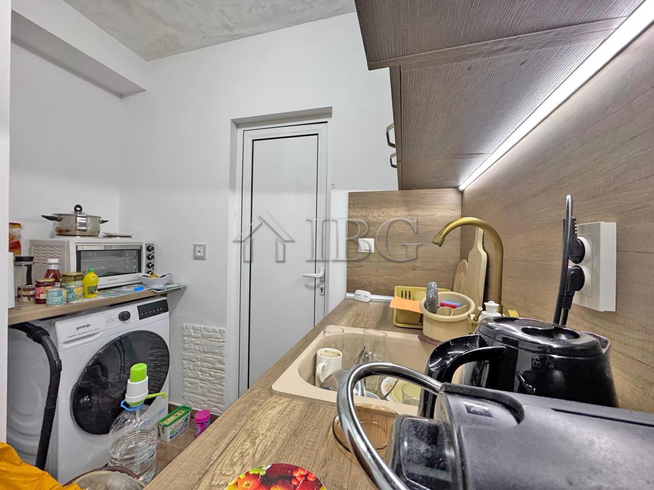Studio Apartment with Separate Kitchen in Magnolia Residence 2, Sunny Beach — photo 8 of 12