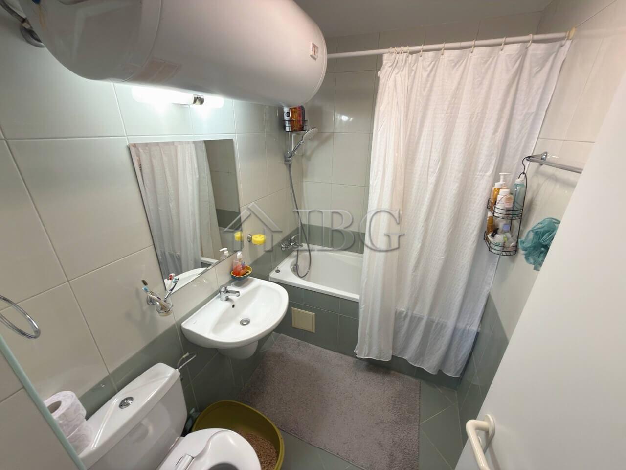 Spacious 2-Bedroom Apartment with Sea View in Marina Cape, Aheloy — photo 16 of 25