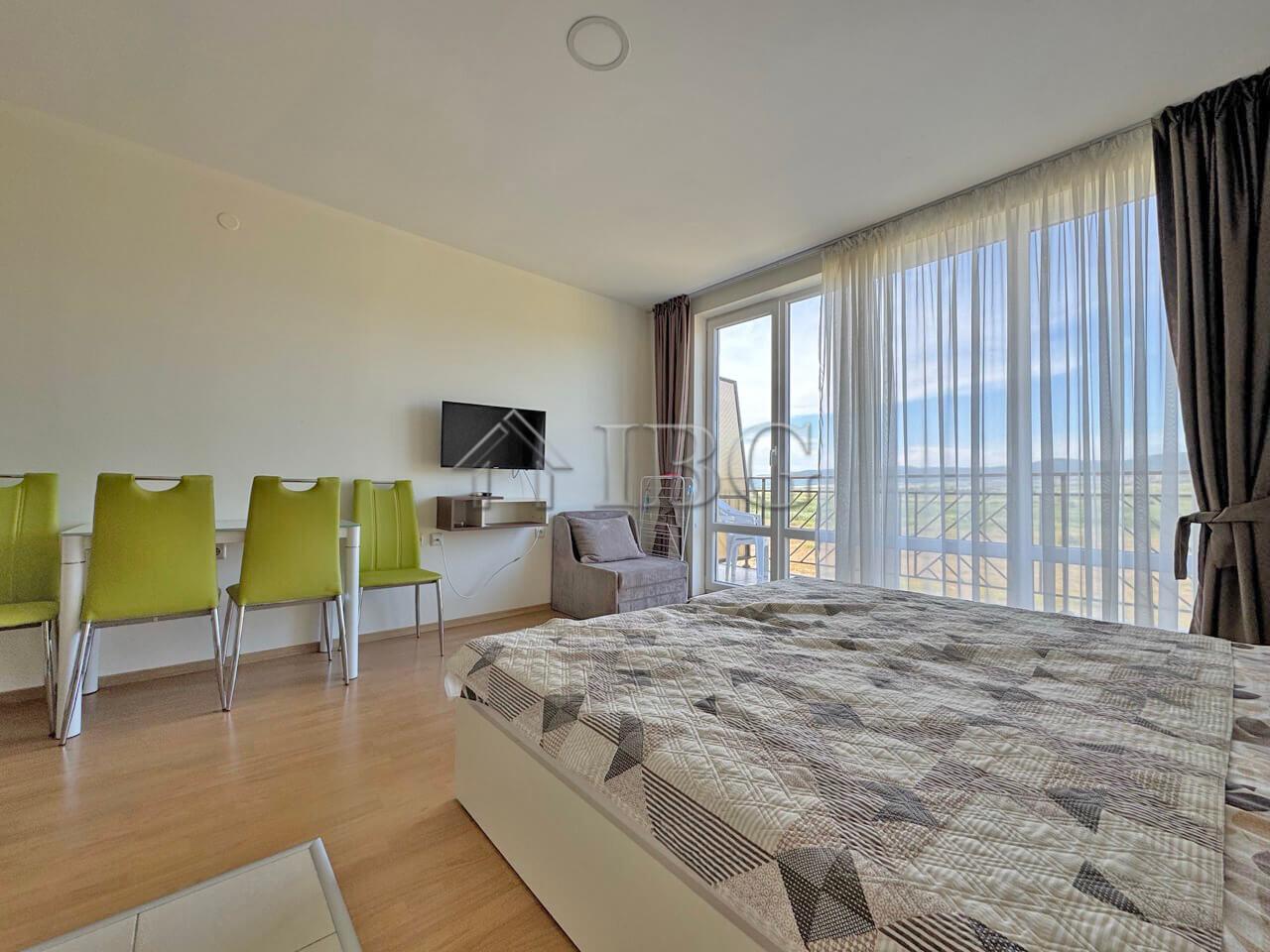 Spacious Furnished Studio Orchid Fort Garden, Sunny Beach — photo 3