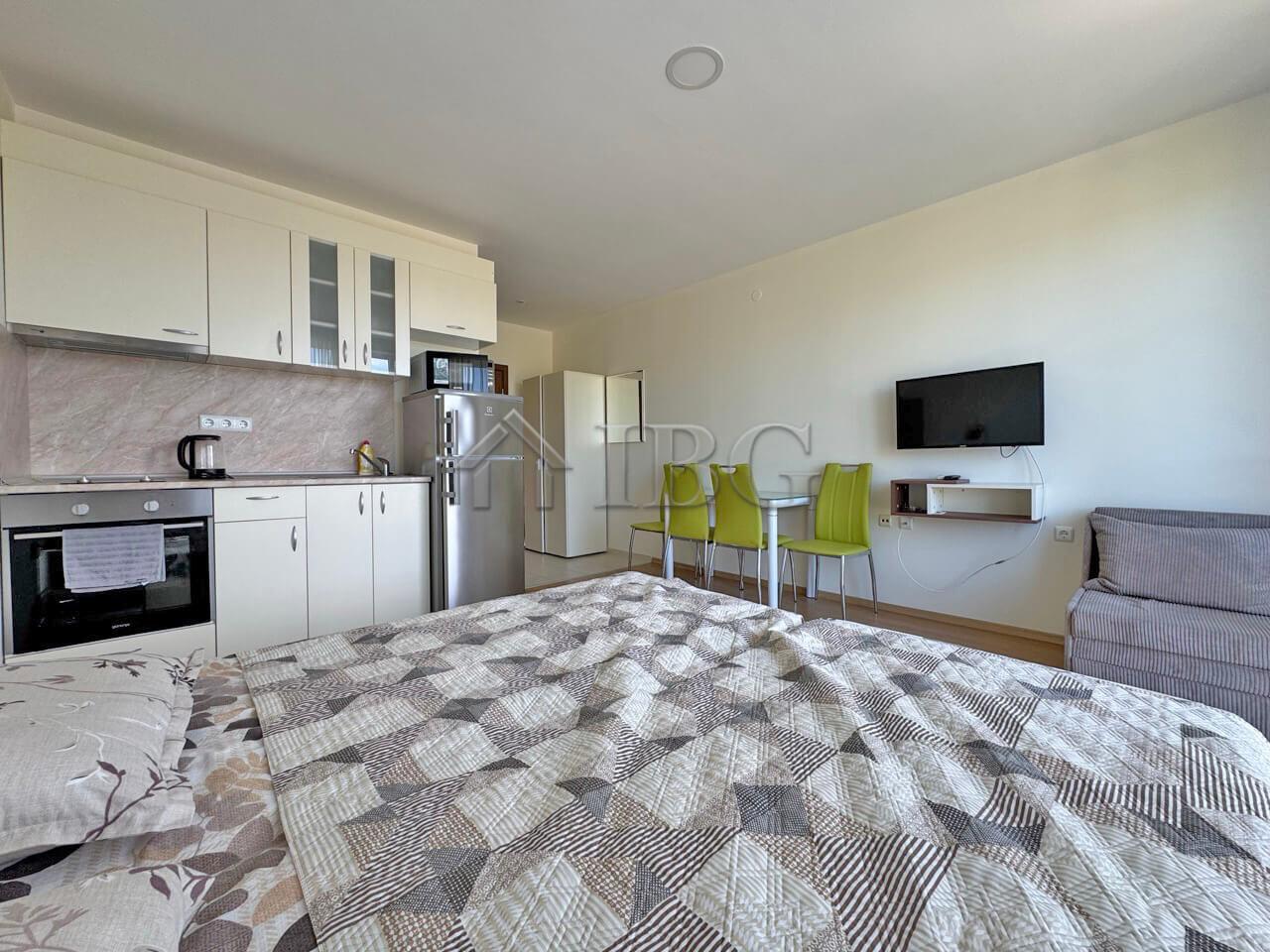 Spacious Furnished Studio Orchid Fort Garden, Sunny Beach — photo 8 of 12