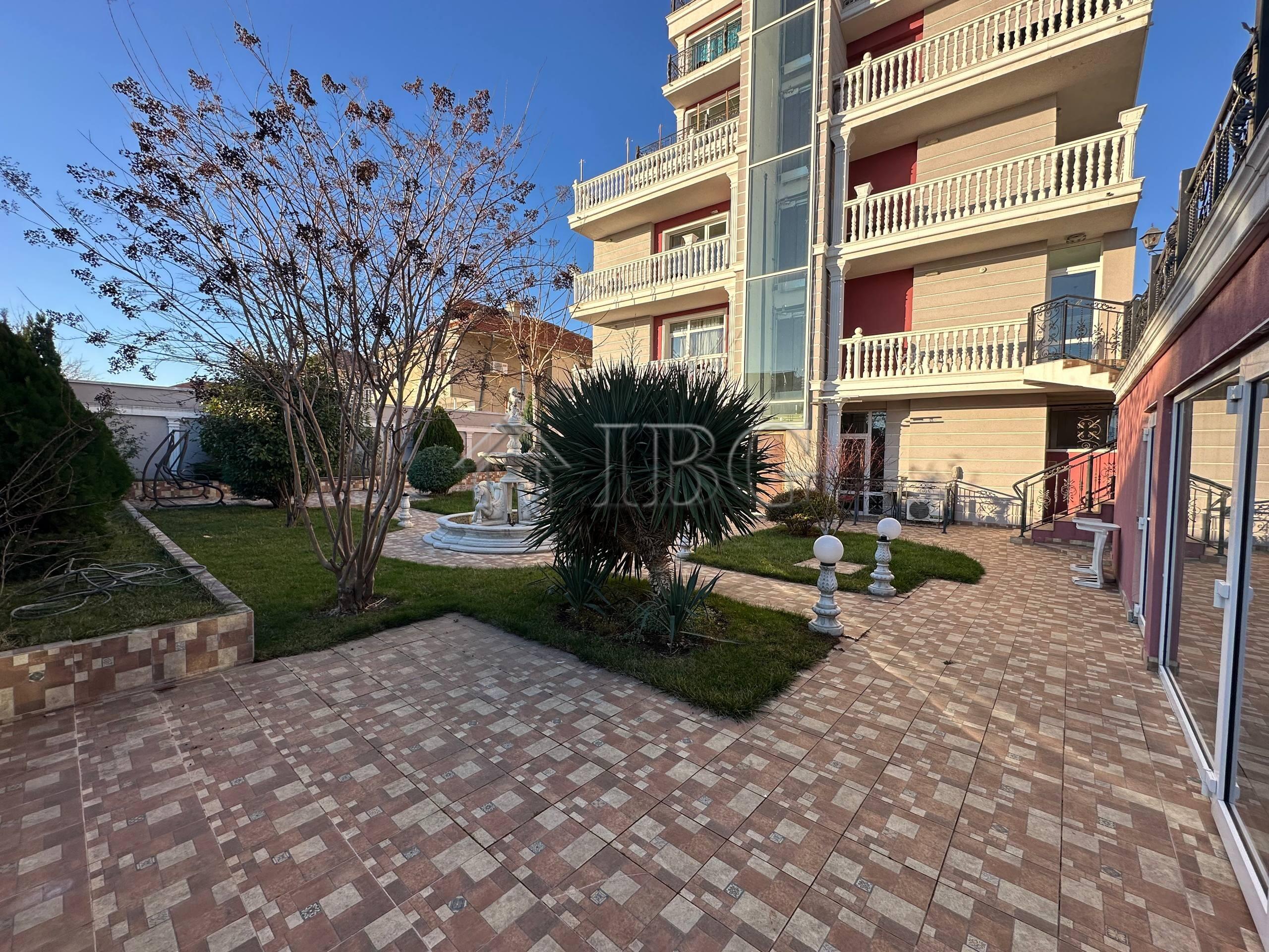 Studio with Panoramic Sea View in Roel Residence, Central Sveti Vlas — photo 8 of 9