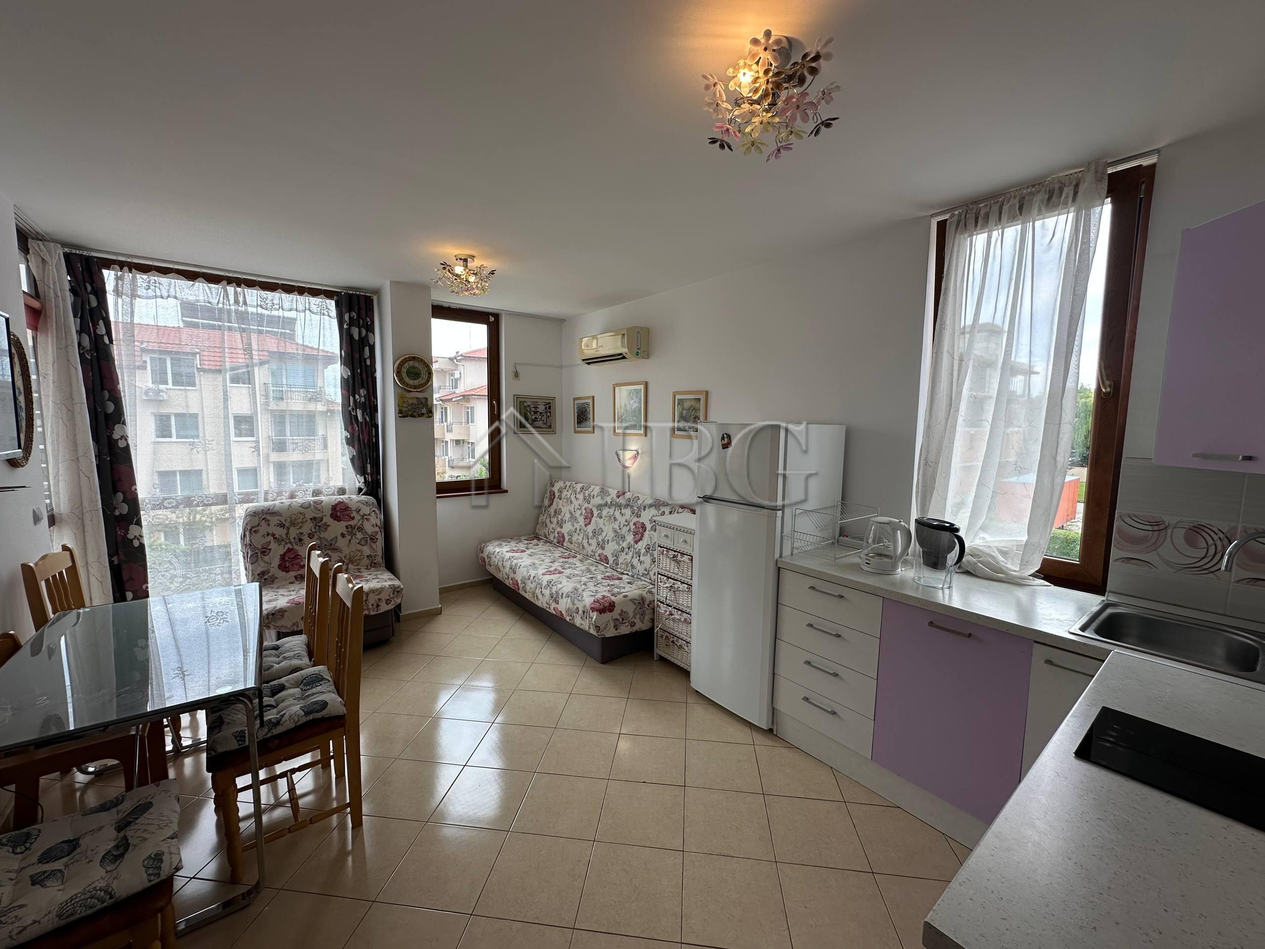Furnished 1-Bedroom Apartment in Rif 2, Only 330 m from the Sea in Ravda — photo 7 of 15