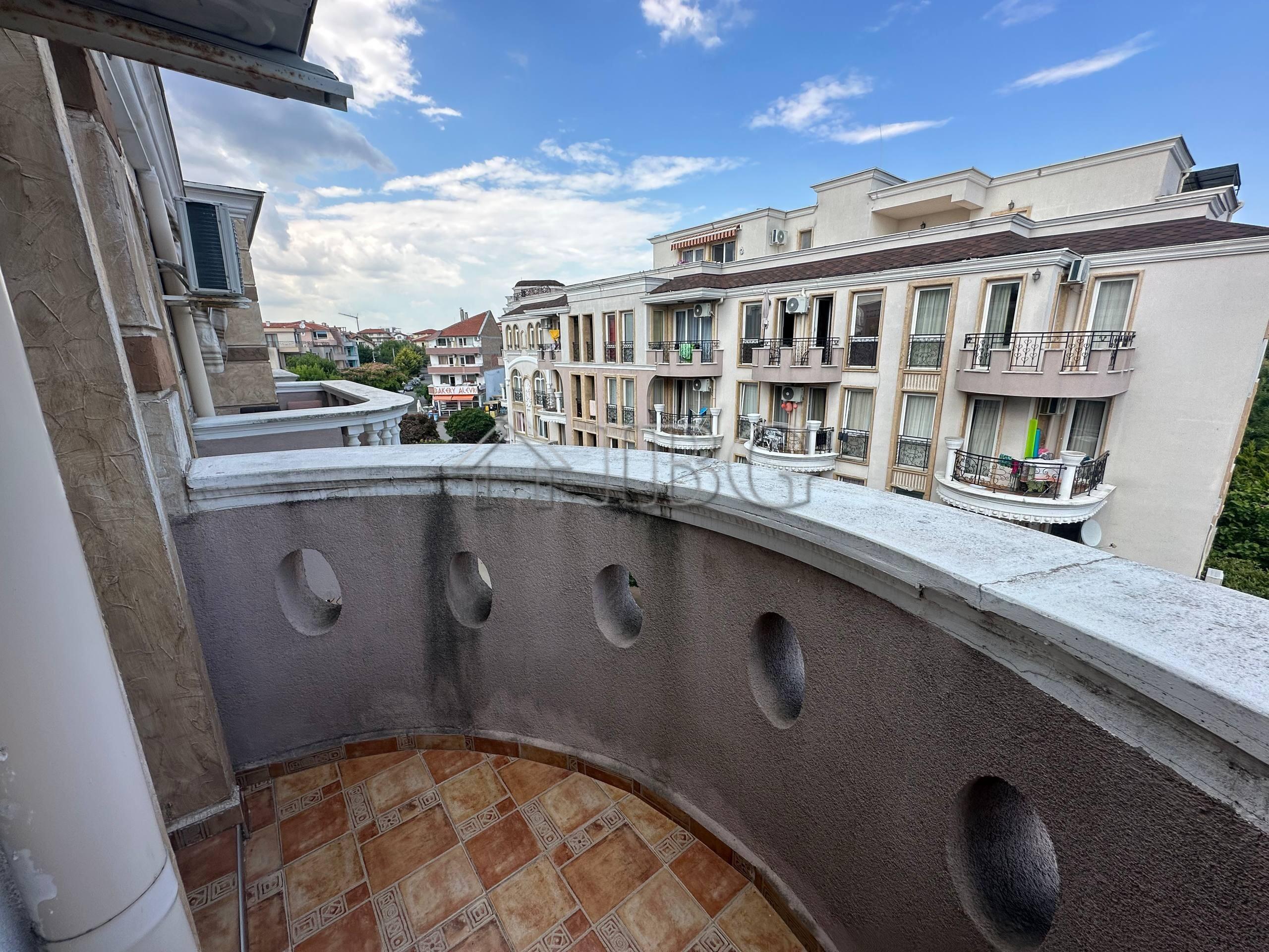 South-Facing Apartment in Melia 10, Ravda — photo 3