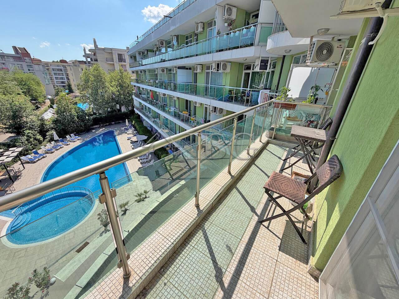 Apartment with Pool View in Solmarine, Sunny Beach — main photo