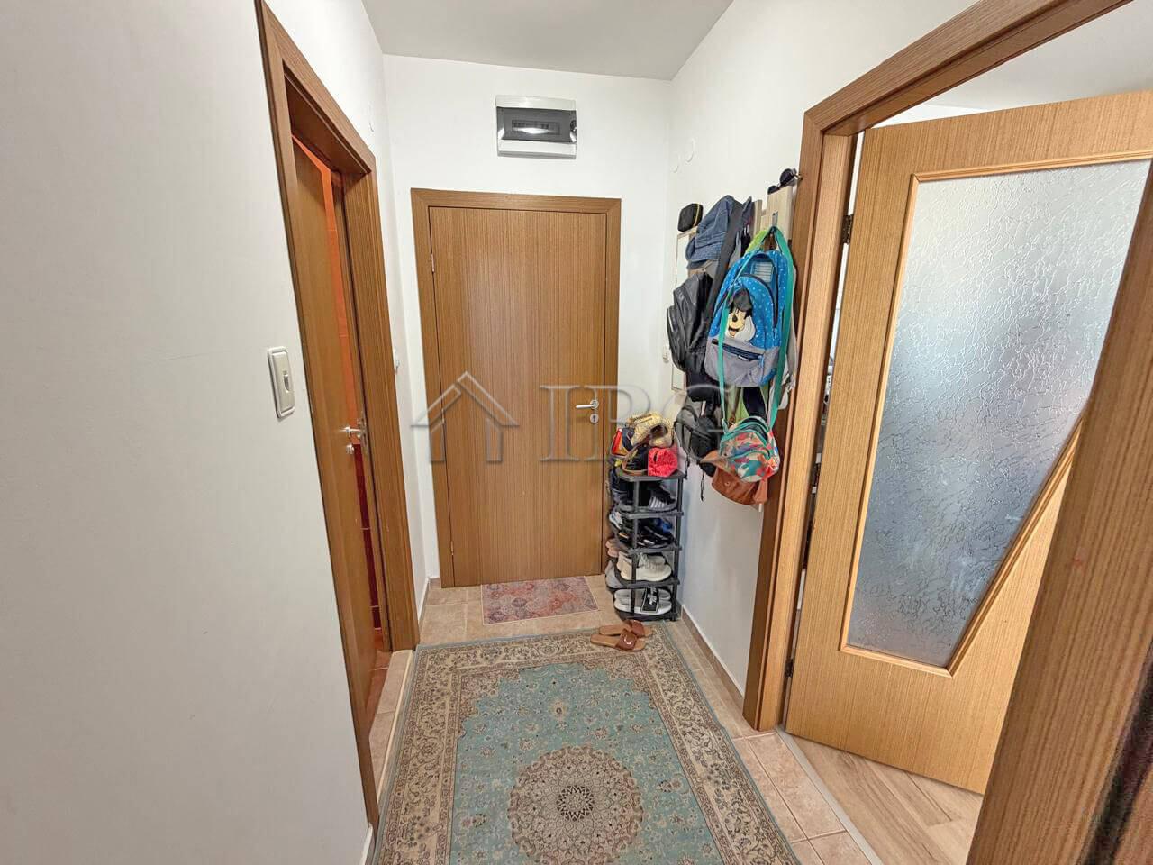 Apartment with Pool View in Solmarine, Sunny Beach — photo 11 of 11
