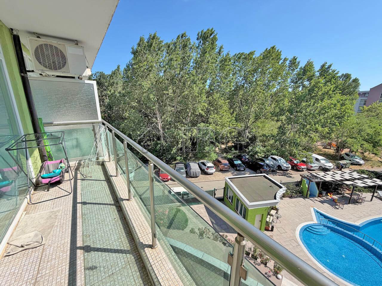 Apartment with Pool View in Solmarine, Sunny Beach — photo 3