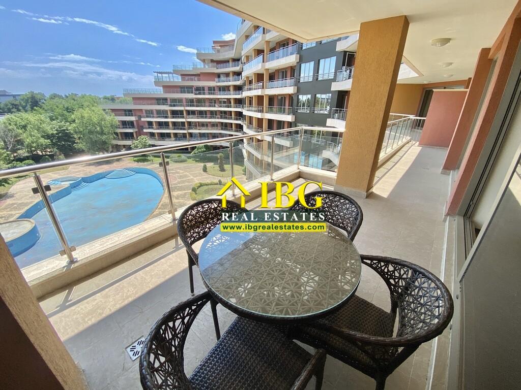 2-Bedroom Apartment with Sea and Pool views in Peter House Complex, Sunny Beach — main photo