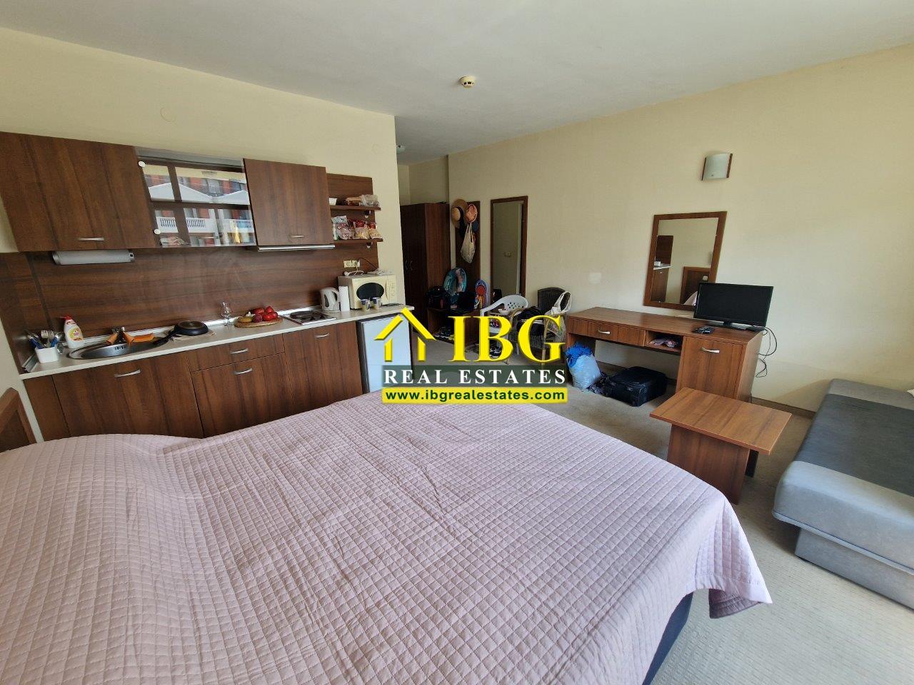 Spacious Furnished Studio Grenada, Sunny Beach — photo 11 of 25