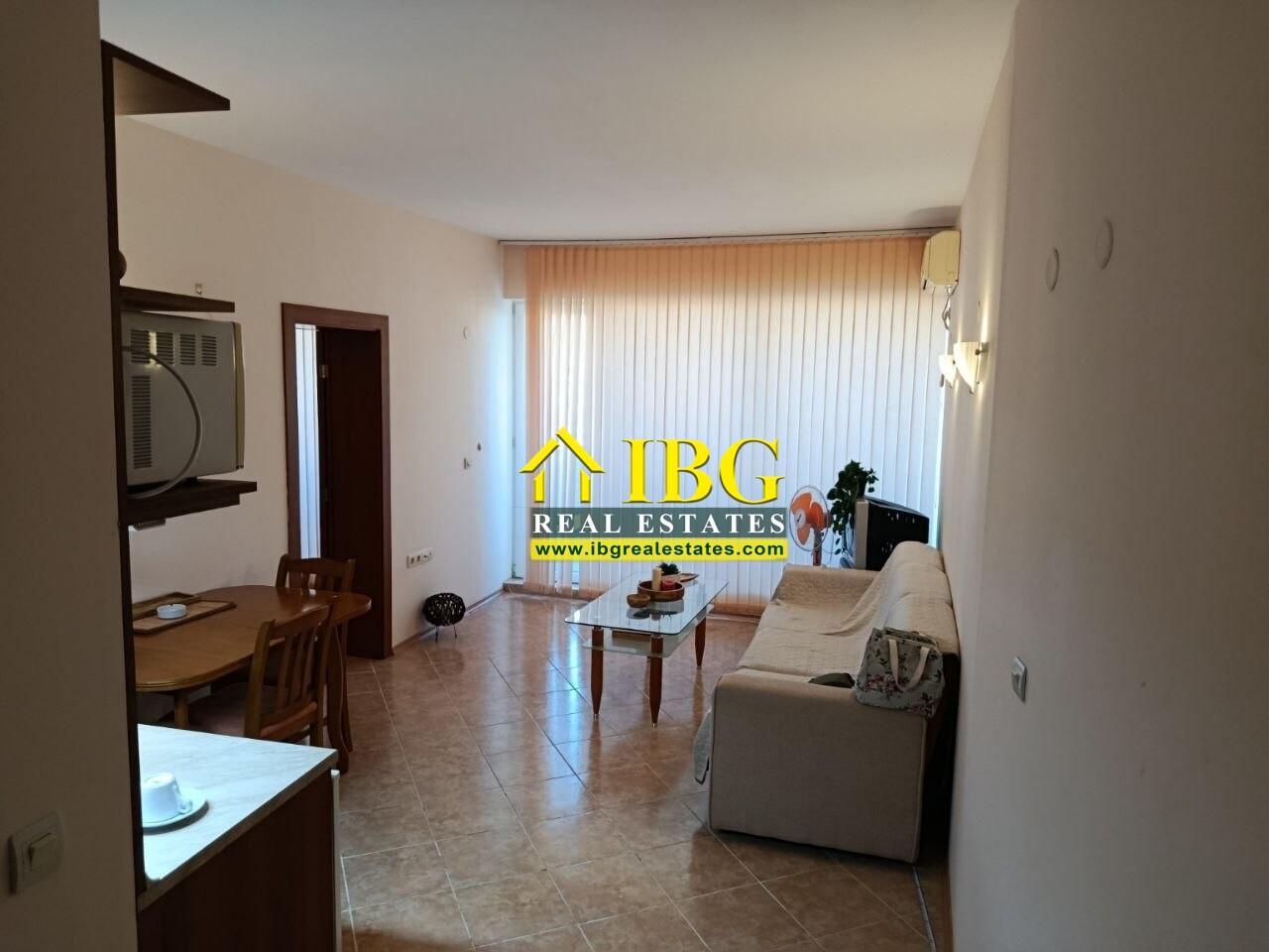 Spacious 1-Bedroom Apartment with Large Terrace Sunset Beach 1, Sunny Beach — photo 2