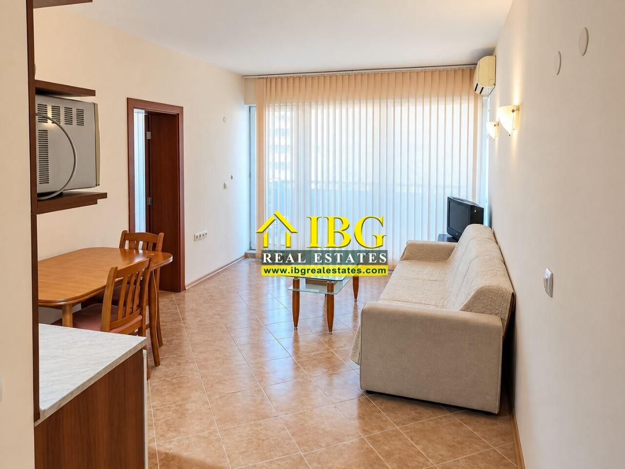 Spacious 1-Bedroom Apartment with Large Terrace Sunset Beach 1, Sunny Beach — photo 3