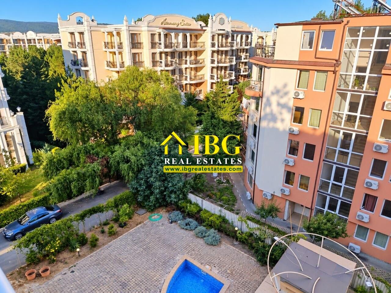 Spacious 1-Bedroom Apartment with Large Terrace Sunset Beach 1, Sunny Beach — main photo