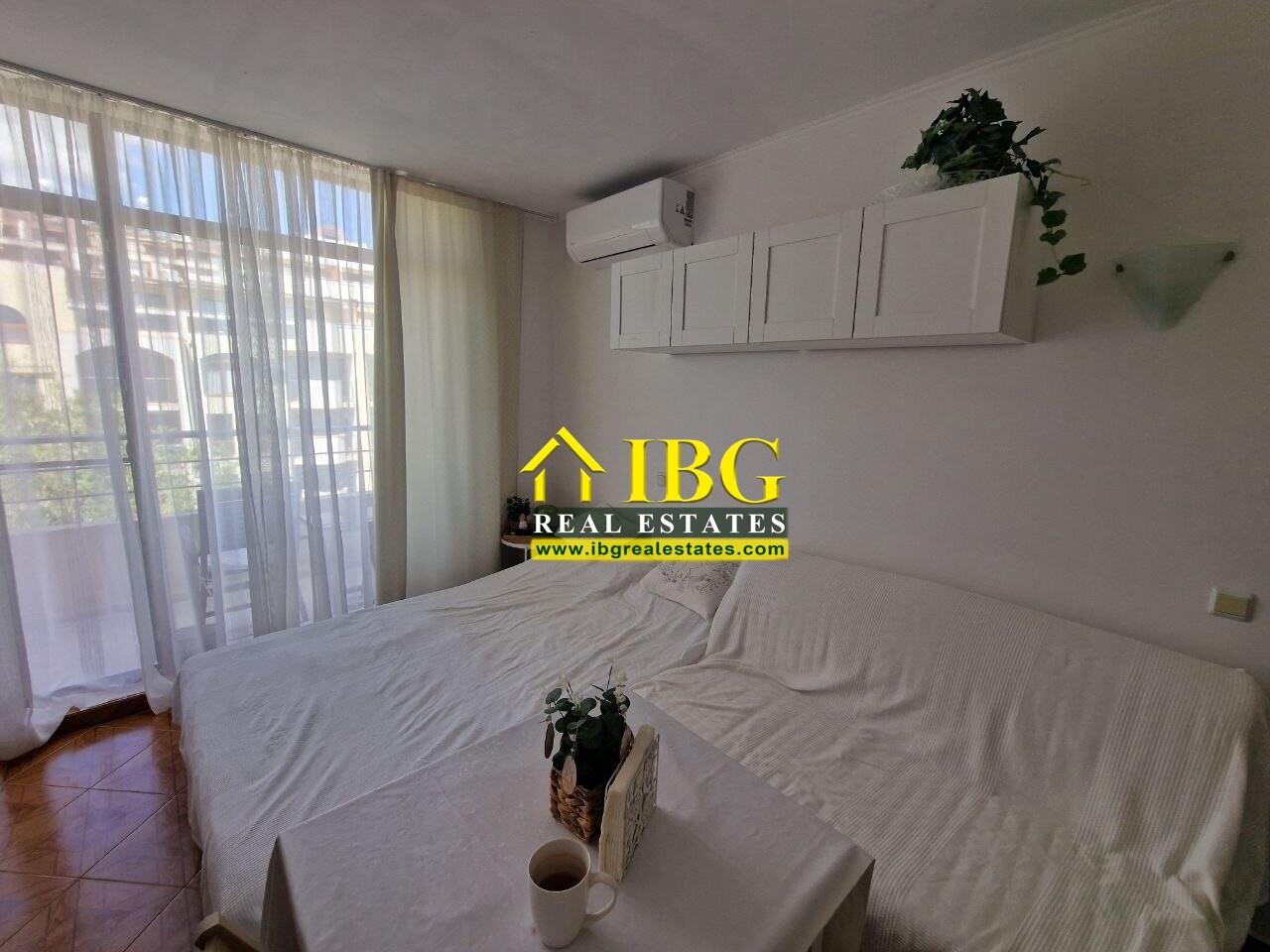 Furnished Studio with Pool View Saint Elena, Sunny Beach — photo 8 of 11