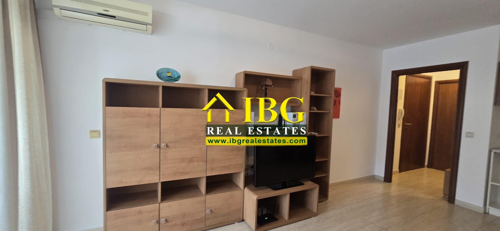 For Sale: Spacious Apartment with 2 Bedrooms and 2 Bathrooms in Etara 2, Sveti Vlas — photo 10 of 24
