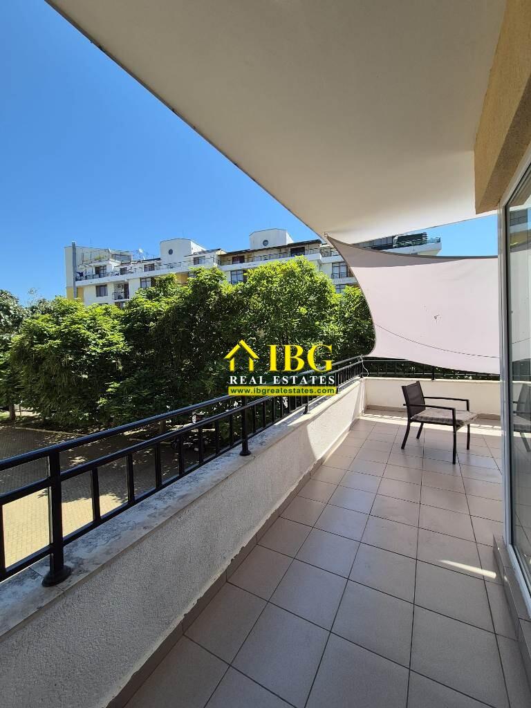 1-Bedroom Apartment with Huge 30 sq.m. Terrace & Park View Grand Kamelia, Sunny Beach — photo 7 of 22