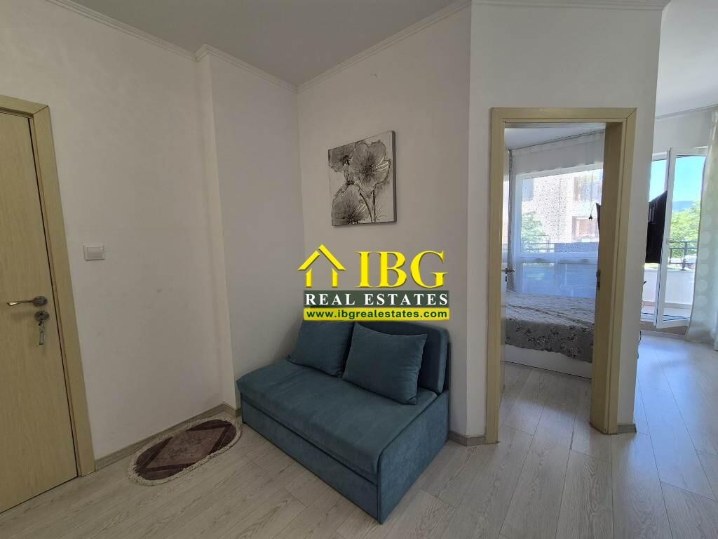 1-Bedroom Apartment with Huge 30 sq.m. Terrace & Park View Grand Kamelia, Sunny Beach — photo 12 of 22