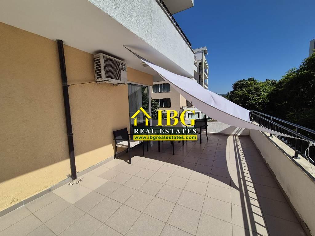1-Bedroom Apartment with Huge 30 sq.m. Terrace & Park View Grand Kamelia, Sunny Beach — photo 2