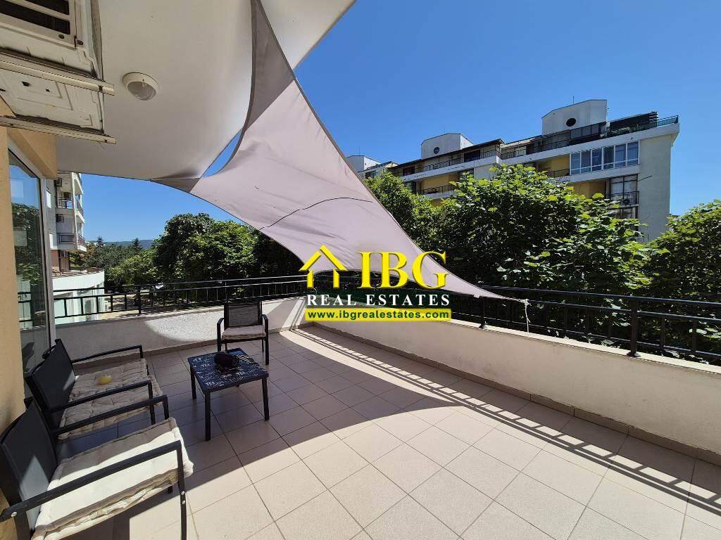 1-Bedroom Apartment with Huge 30 sq.m. Terrace & Park View Grand Kamelia, Sunny Beach — photo 3