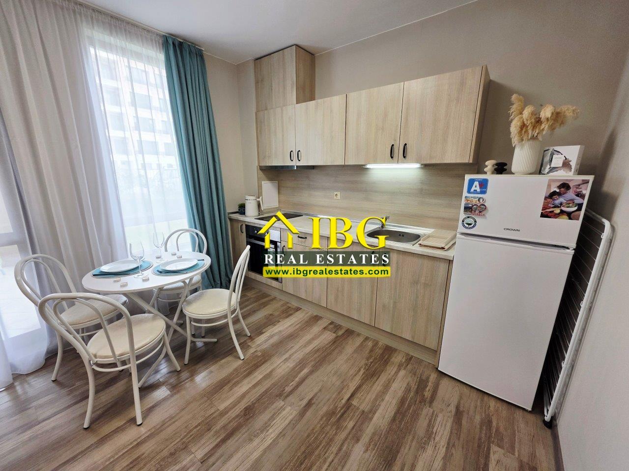 1-Bedroom Apartment with Private Garden Sorrento Sole Mare, Sveti Vlas - 100 m to the Beach — photo 20 of 25
