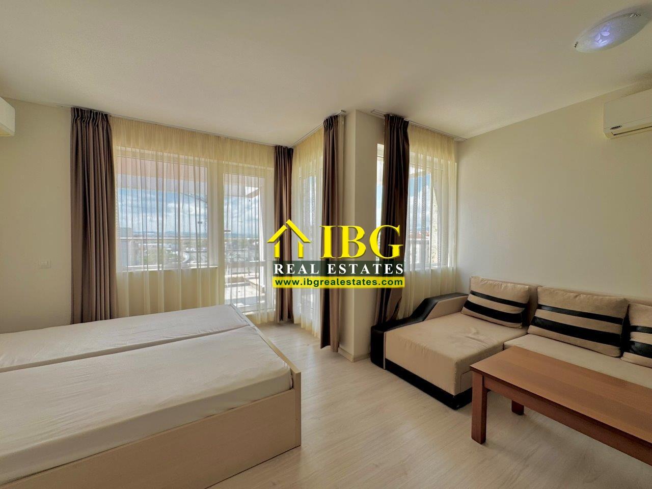Large Studio with 44.86 sq.m. Terrace Darius, Sunny Beach — photo 7 of 18