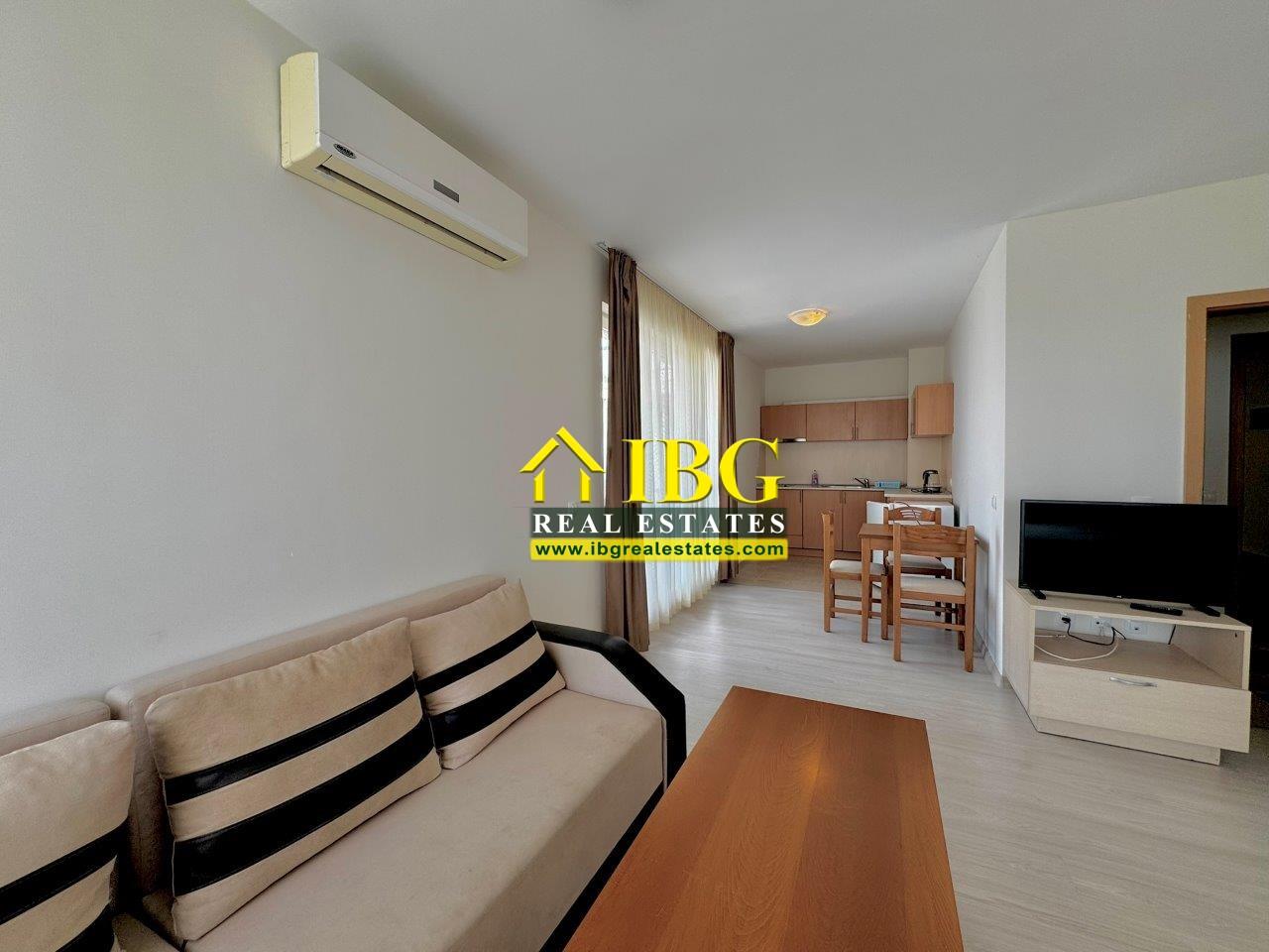 Large Studio with 44.86 sq.m. Terrace Darius, Sunny Beach — photo 15 of 18