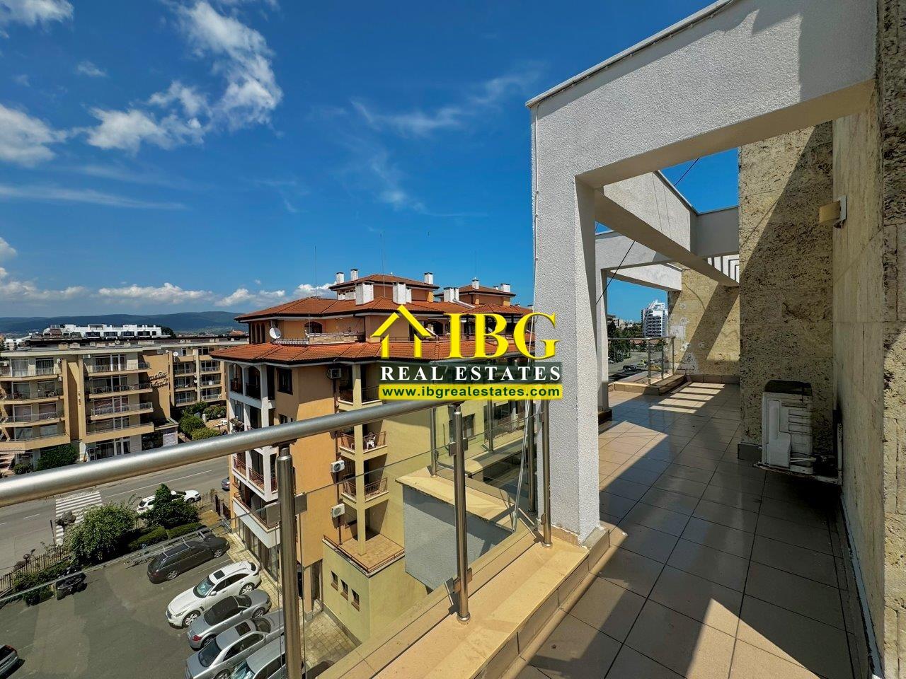 Large Studio with 44.86 sq.m. Terrace Darius, Sunny Beach — photo 5 of 18