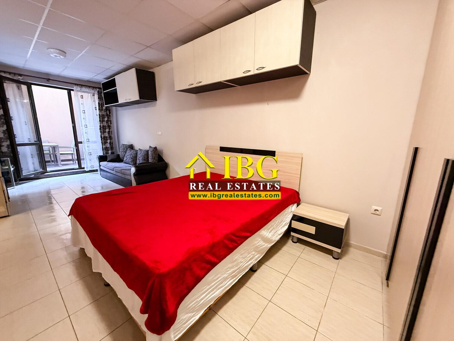 Exclusive! Spacious Studio with Large English Courtyard Tarsis 3, Sunny Beach — photo 15 of 25