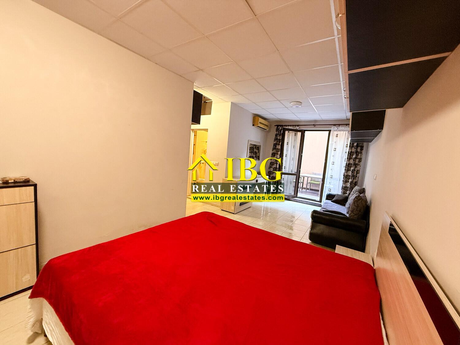Exclusive! Spacious Studio with Large English Courtyard Tarsis 3, Sunny Beach — photo 16 of 25